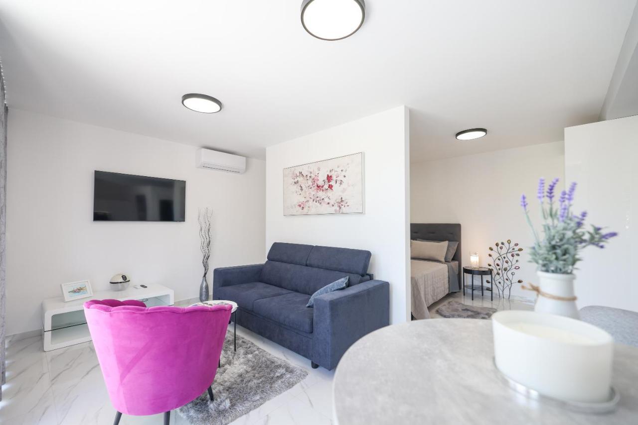 Studio Apartman Natale 자다르 외부 사진